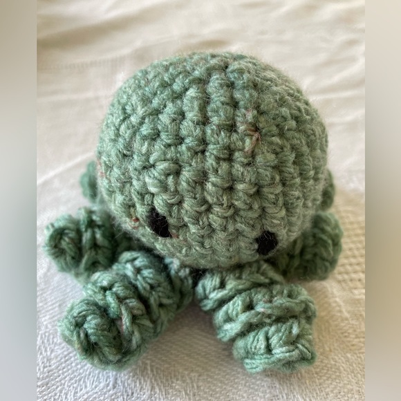Crochet Octopus - Picture 6 of 7